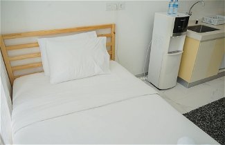 Photo 1 - Studio Room With Comfortable Design At Sky House Bsd Apartment
