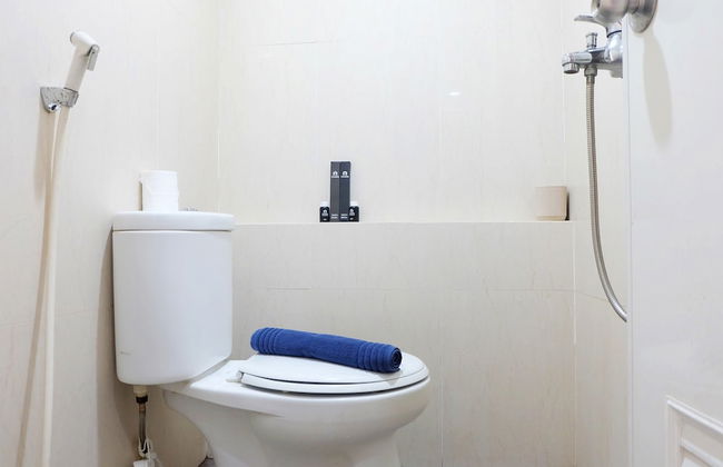 Comfy 2BR Apartment at Green Pramuka City - Foto 15