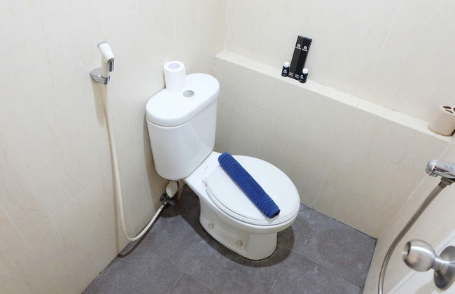 Comfy 2BR Apartment at Green Pramuka City - Foto 16