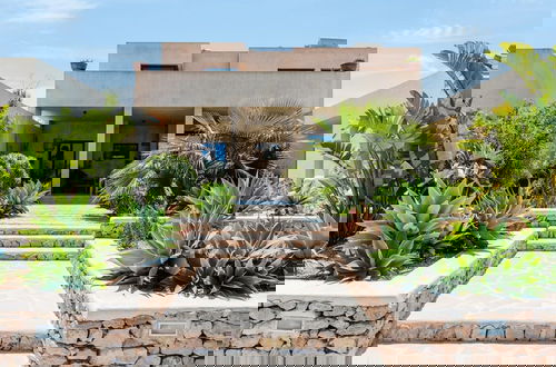 Foto 1 - Stunning Villa With Gardens