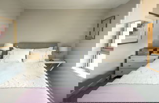 Foto 2 - Shiny & Comfy stay with Underground links nearby!