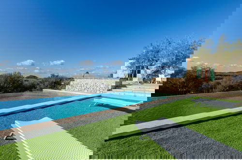 Photo 16 - Charming Villa With Private Pool
