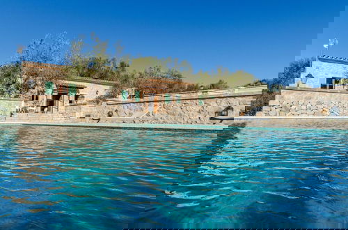 Photo 19 - Charming Villa With Private Pool