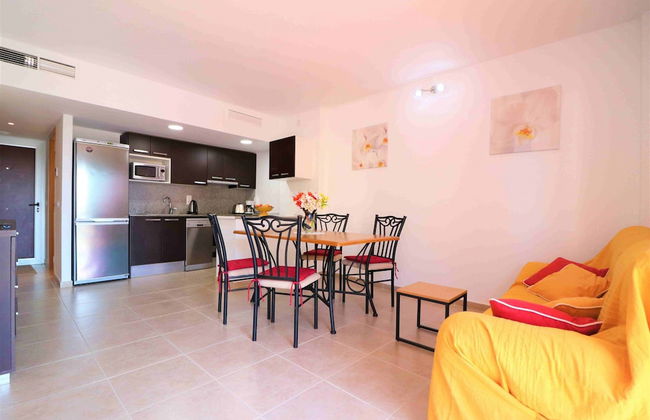 Pretty Apartment With Balcony - Foto 19