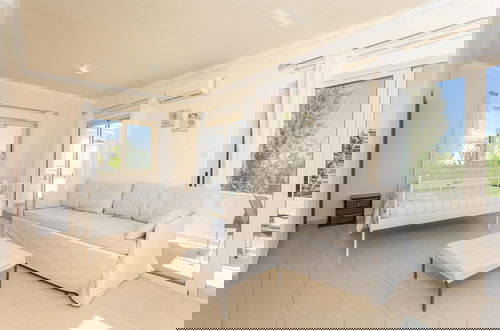 Foto 11 - Villa Meli With 3 Bedrooms and 3 Bathrooms