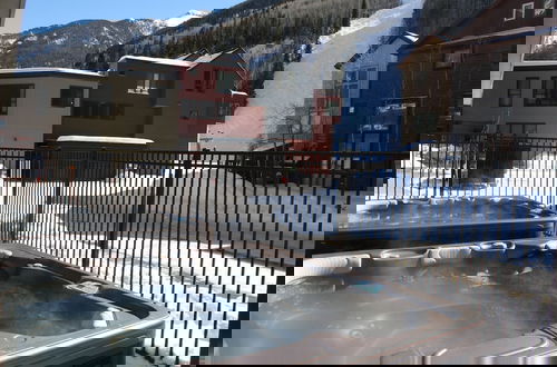Foto 2 - Cimarron Lodge 14 by Avantstay Ski-in Ski-out Property in Complex w Two Hot Tubs Permit 3601