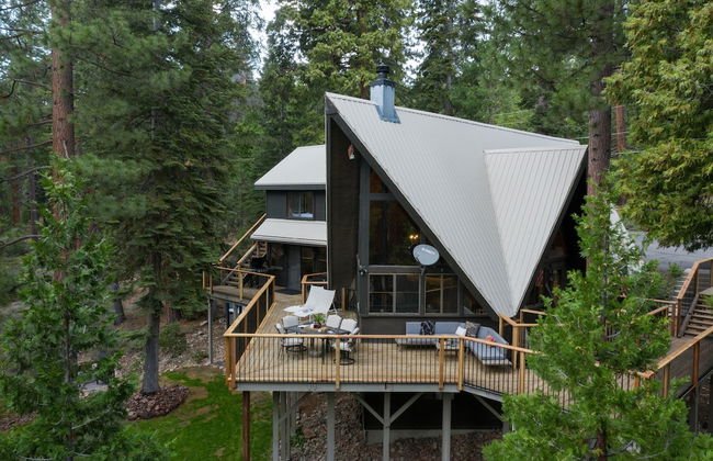 Timberline by Avantstay Stunning Chalet Cabin w Hot Tub Pool Table Home Theater - Foto 2