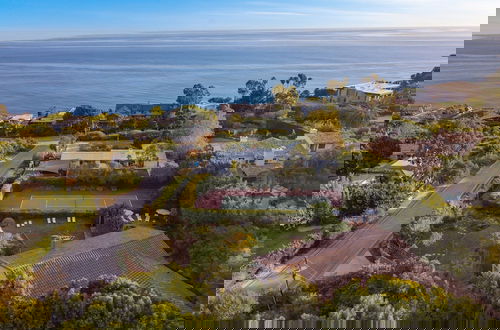 Foto 2 - Dume Point by Avantstay Tennis Pool in Malibu