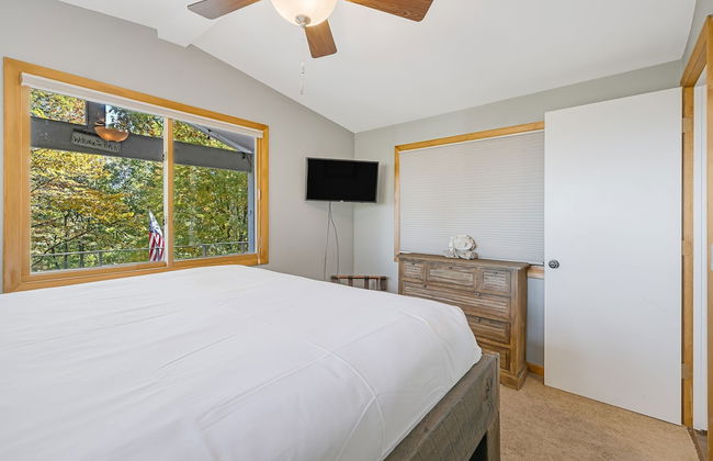 Cabin in the Sky by Avantstay Deck w Views - Photo 25