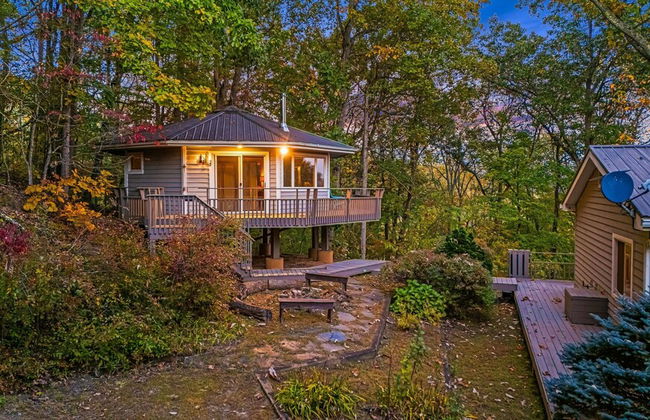 Cabin in the Sky by Avantstay Deck w Views - Photo 51