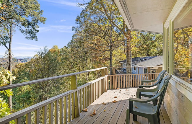 Cabin in the Sky by Avantstay Deck w Views - Photo 44