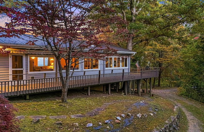 Cabin in the Sky by Avantstay Deck w Views - Photo 53