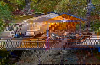 Foto 1 - Cabin in the Sky by Avantstay Deck w Views