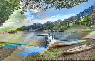 Foto 1 - Family Lake House Retreat by Avantstay Sleeps 28