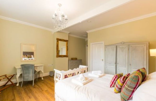 Host Stay Redwings Sanctuary Rooms - Foto 11