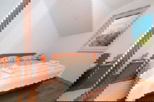 Foto 4 - Bright Kaštela Apartment With Balcony and Private Parking