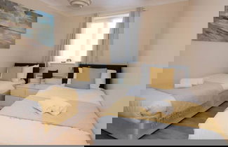 Foto 1 - Stayzo Penthouse Accommodation 1- Premier Lodge