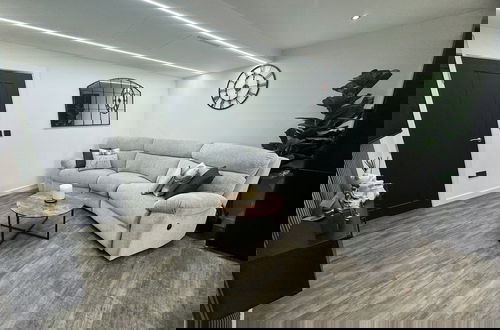 Foto 13 - Luxury Flat in Uxbridge
