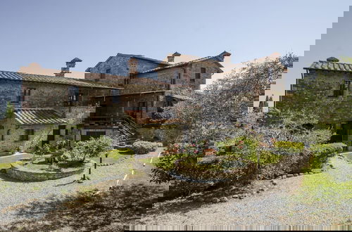Foto 3 - Podere Baiocco Sleeps 22 People 2 Private Pools Walking Distance to Town-podere Baiocco