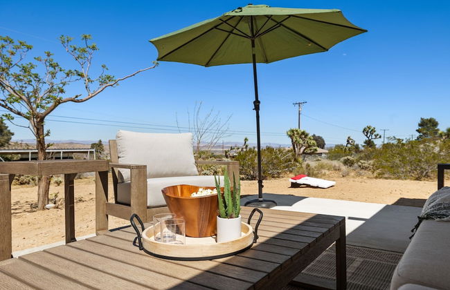 Dune Rise by Avantstay Chic Oasis w Patio - Photo 11