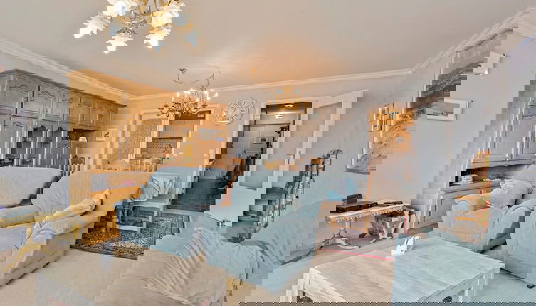 Foto 1 - Apartment With 2 Rooms and Terrace