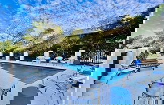 Foto 1 - Casa d' Azure by Avantstay Sleeps 18, Private Pool, Golf Cart Included
