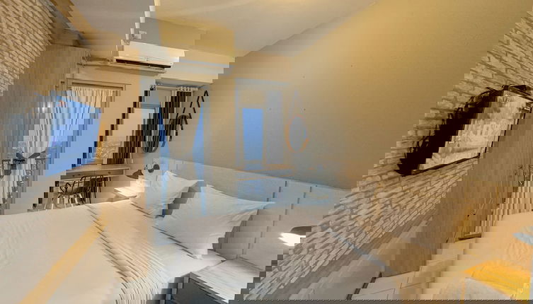 Foto 1 - Cozy Stay And Best Value Studio At Tamansari Prospero Apartment