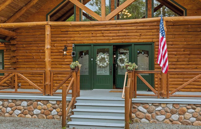 The Bigwood Cabin by Avantstay Hot Tub, Firepit, Pool Table, Private Yard - Photo 77
