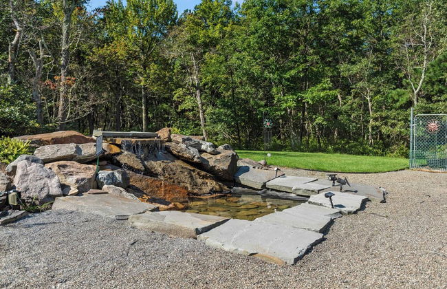 The Bigwood Cabin by Avantstay Hot Tub, Firepit, Pool Table, Private Yard - Photo 68