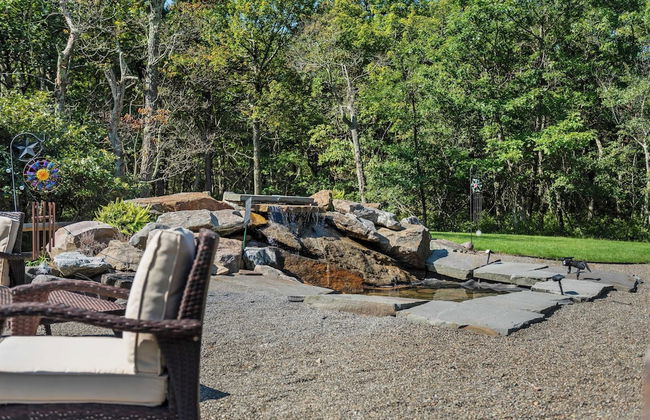 The Bigwood Cabin by Avantstay Hot Tub, Firepit, Pool Table, Private Yard - Photo 67