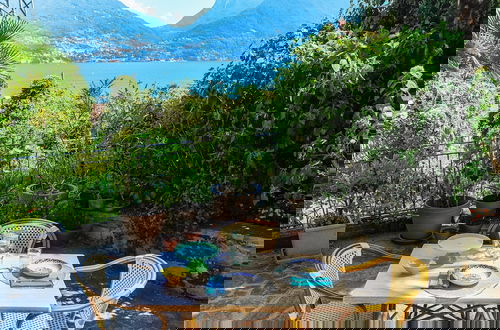 Foto 2 - Lost in Paradise