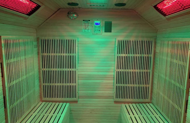 Charming Retreat With Hot Tub & Sauna Sleeps 4 - Foto 30