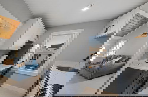 Foto 6 - Modern Cottage Perfect For Winter Rental