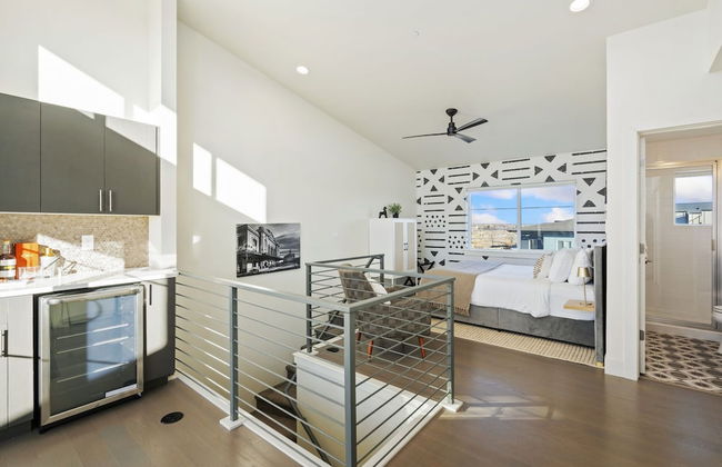 Mountain View Home w/ King Beds & Rooftop Deck - Foto 3