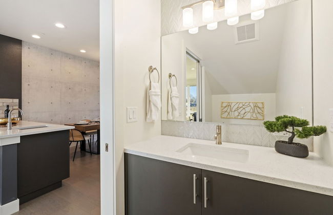 Mountain View Home w/ King Beds & Rooftop Deck - Foto 22
