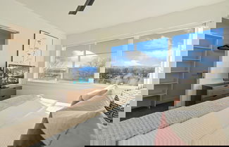 Foto 2 - Mountain View Home w/ King Beds & Rooftop Deck