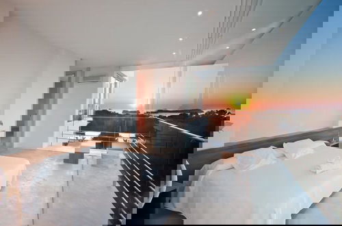Foto 11 - Beautiful Villa in Inviting Space