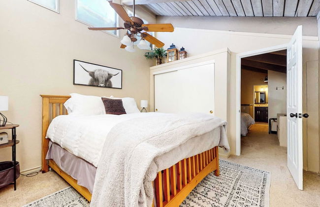 Modern Cabin for 6, Near Slopes + Canyon Lodge! - Foto 4