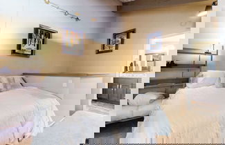 Photo 2 - Modern Cabin for 6, Near Slopes + Canyon Lodge!