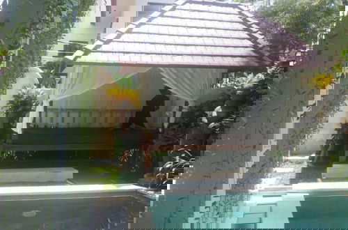 Foto 6 - Huge Two Storey 4 Bed 4 Bath Villa With Pool Right in the Heart of Seminyak