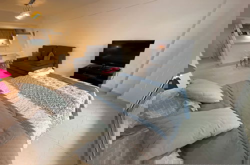 Foto 2 - Splendid, Modern, and Cozy With Pool