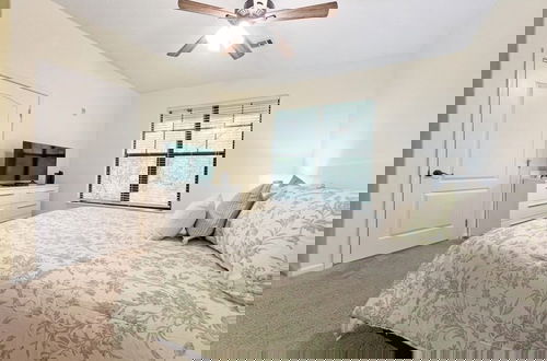 Foto 7 - Lullaby Loft 3 Bedroom Condo by RedAwning