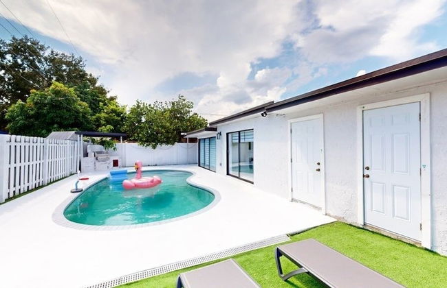 Casa Lucia 5br Home W/ Pool Near Hard Rock Casino 5 Bedroom Home - Foto 24