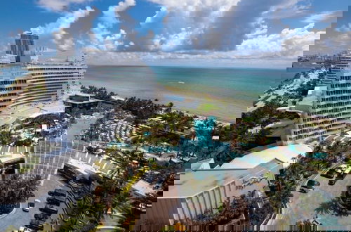 Foto 1 - Fontainebleau Tresor Bay/ocean View Junior Suite 1 Bedroom Hotel Room