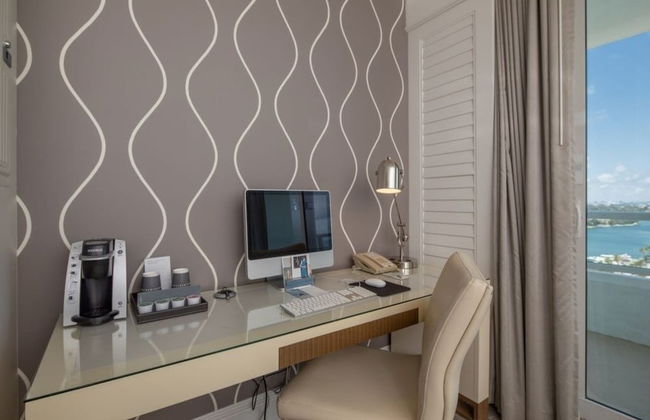 Fontainebleau Tresor Bay/ocean View Junior Suite 1 Bedroom Hotel Room - Photo 22