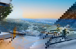 Foto 3 - Hollywood Overlook by Avantstay Private Pool + Hot Tub Panoramic Views