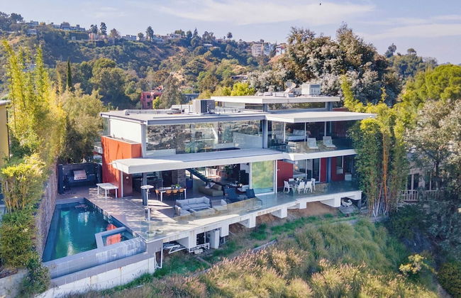 Hollywood Overlook by Avantstay Private Pool + Hot Tub Panoramic Views - Photo 43