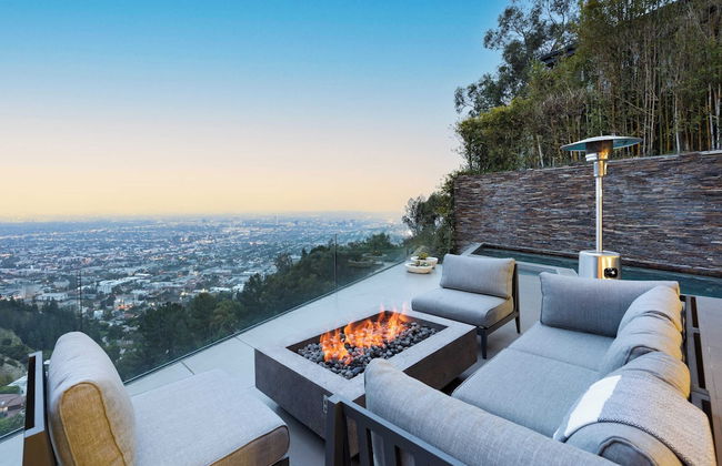 Hollywood Overlook by Avantstay Private Pool + Hot Tub Panoramic Views - Foto 34