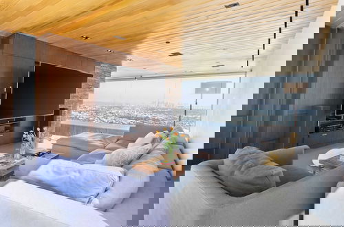 Foto 19 - Hollywood Overlook by Avantstay Private Pool + Hot Tub Panoramic Views