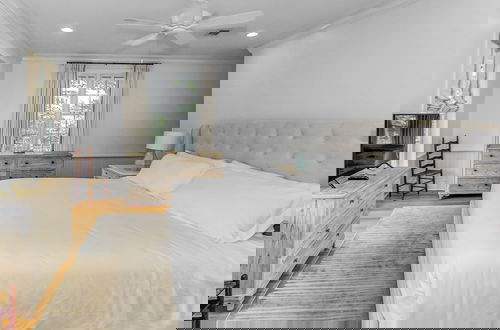 Foto 2 - Beautifully Remodeled 
